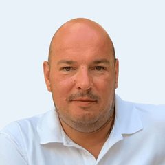 Nail Kuscu, Geschäftsführer